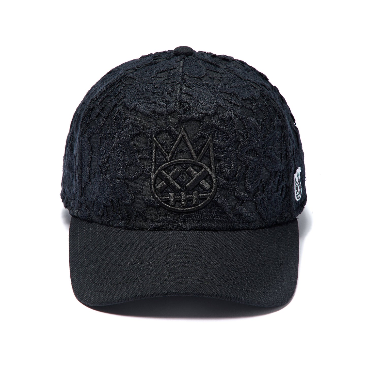 Cult's A Frame Trucker Hat "Lace" in Black