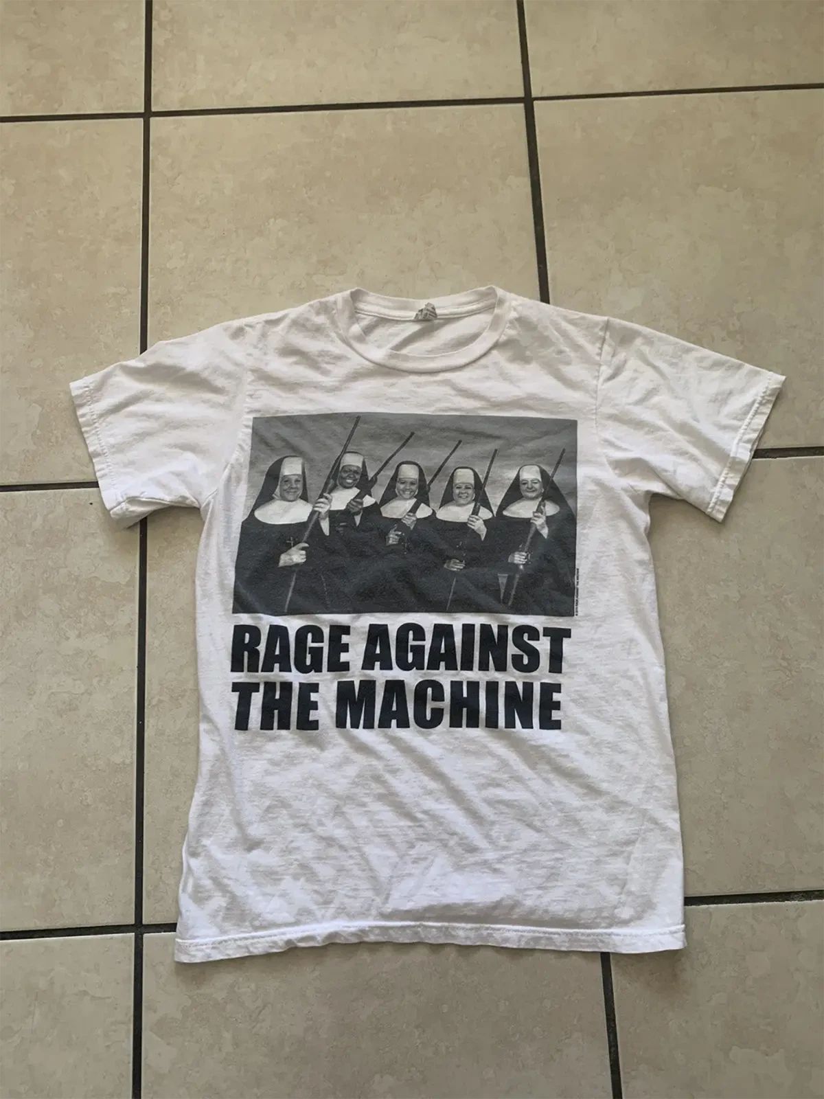 Vintage Against The Machine Nuns With Guns 2015 Band T-shirt Size S-5XL