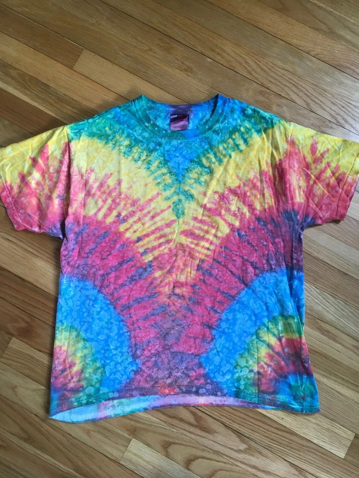 Hanes Tie Dye T-Shirt L Heavy Cotton Short Sleeve Hippie Boho