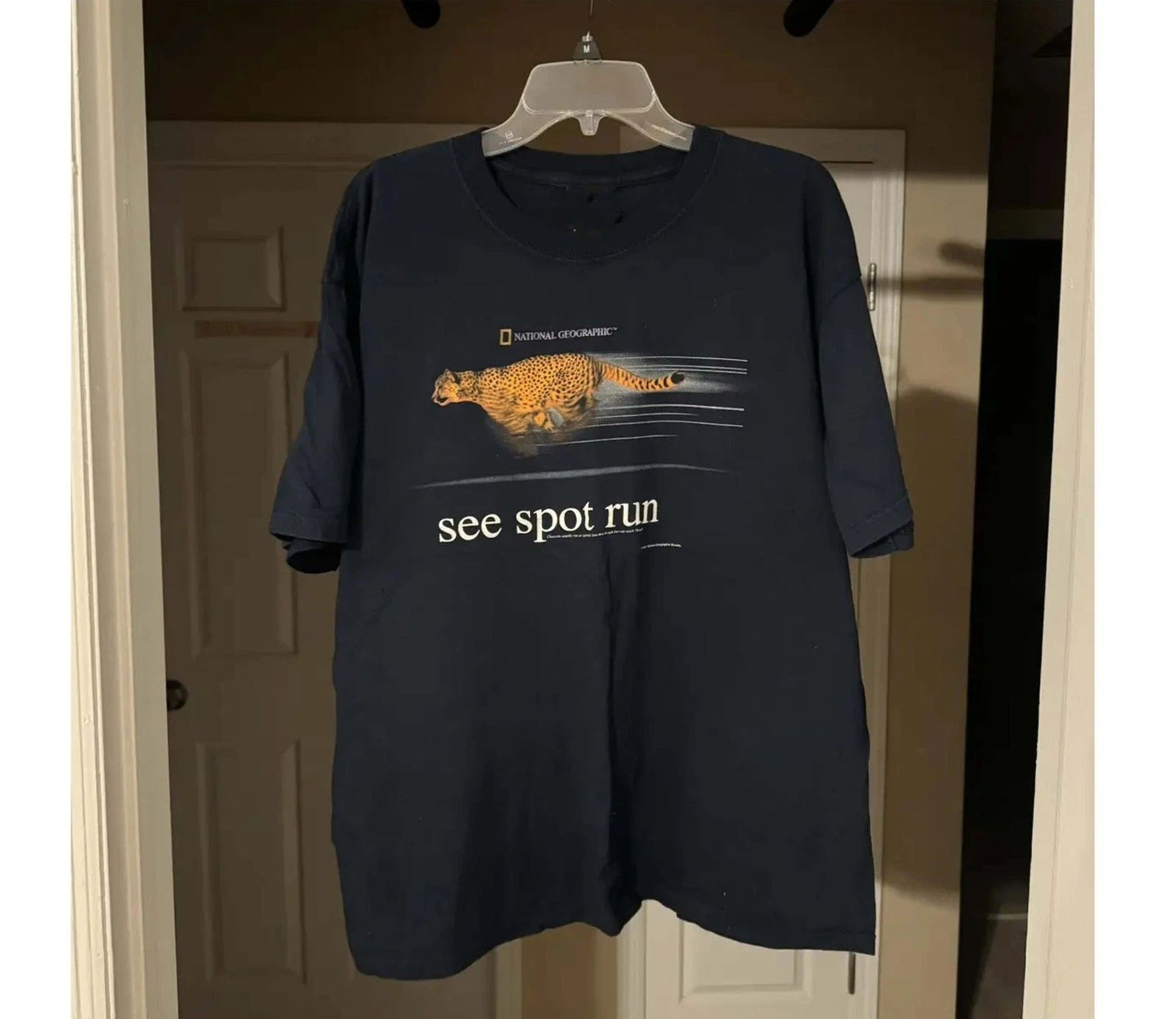 Nat Geo Graphic Cheetah See Spot Run 2000's reprint T-Shirt