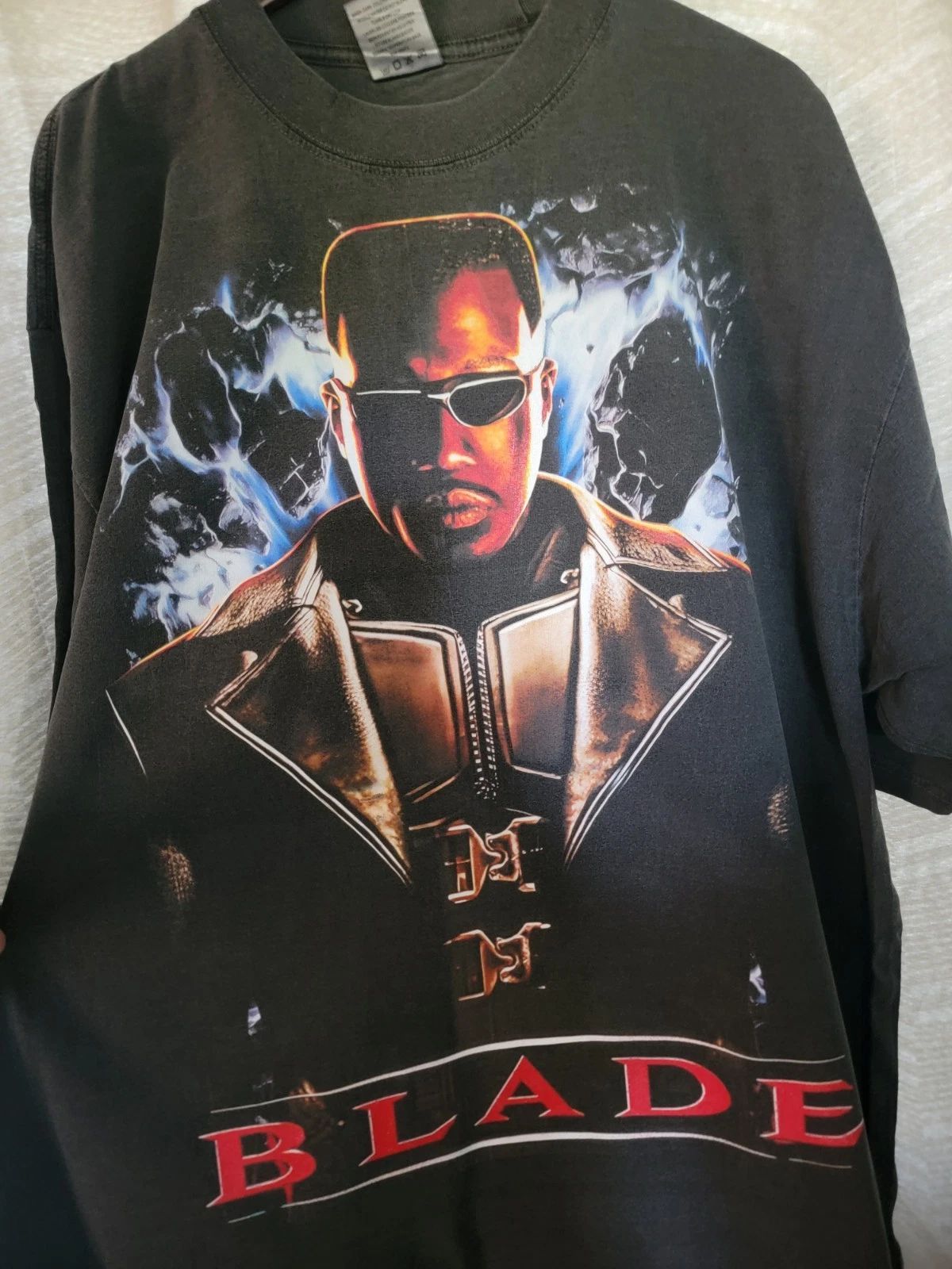 BLADE ON A SHAKA HEAVYWEIGHT T "OVERSIZED FIT