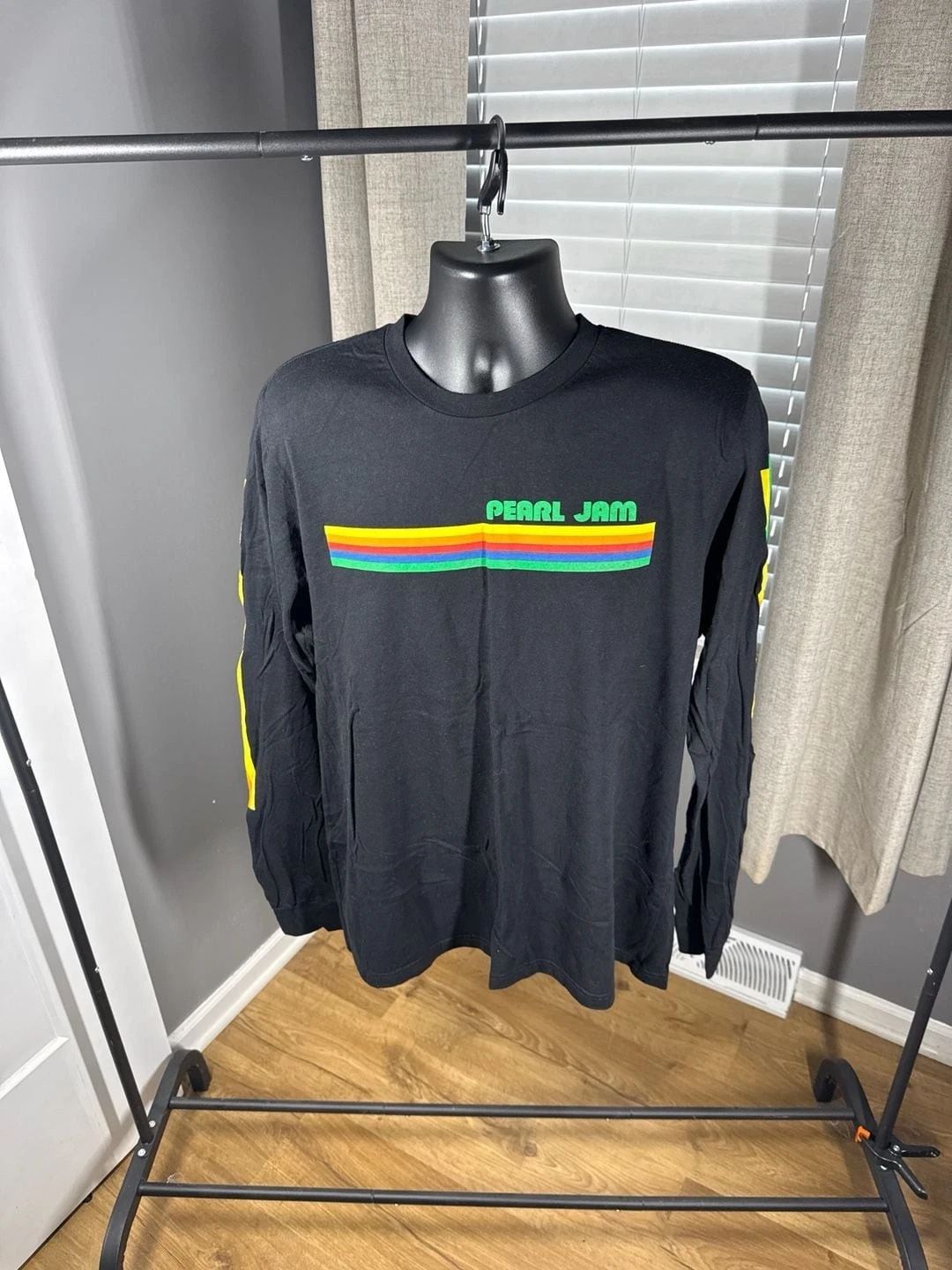 Pearl Jam 2024 Dark Matter World Tour Black Long Sleeve Graphic T-Shirt XL