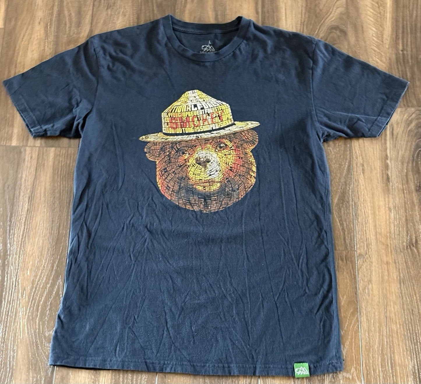 WILD TRIBUTE 4 THE PARKS National Forest Smokey Bear Tee Mens Large