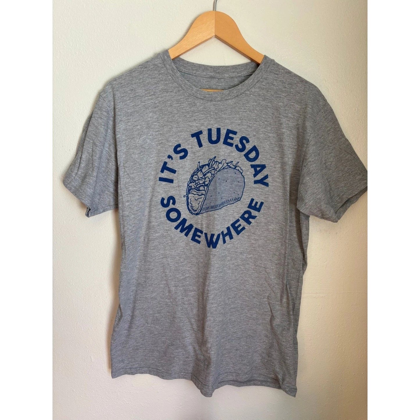 Tee Luv Its Tuesday Somewhere Taco Graphic Tee Heather Gray Mens Large