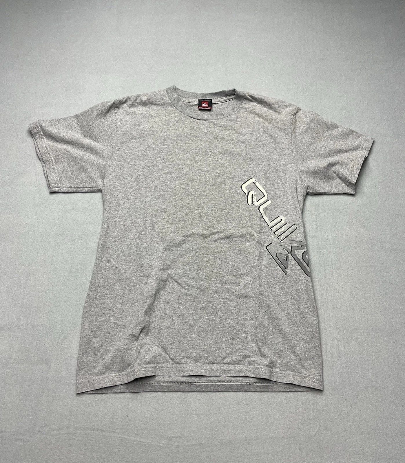 Quiksilver Graphic T-Shirt Mens Large Gray Side Print Spell Out Logo Surf