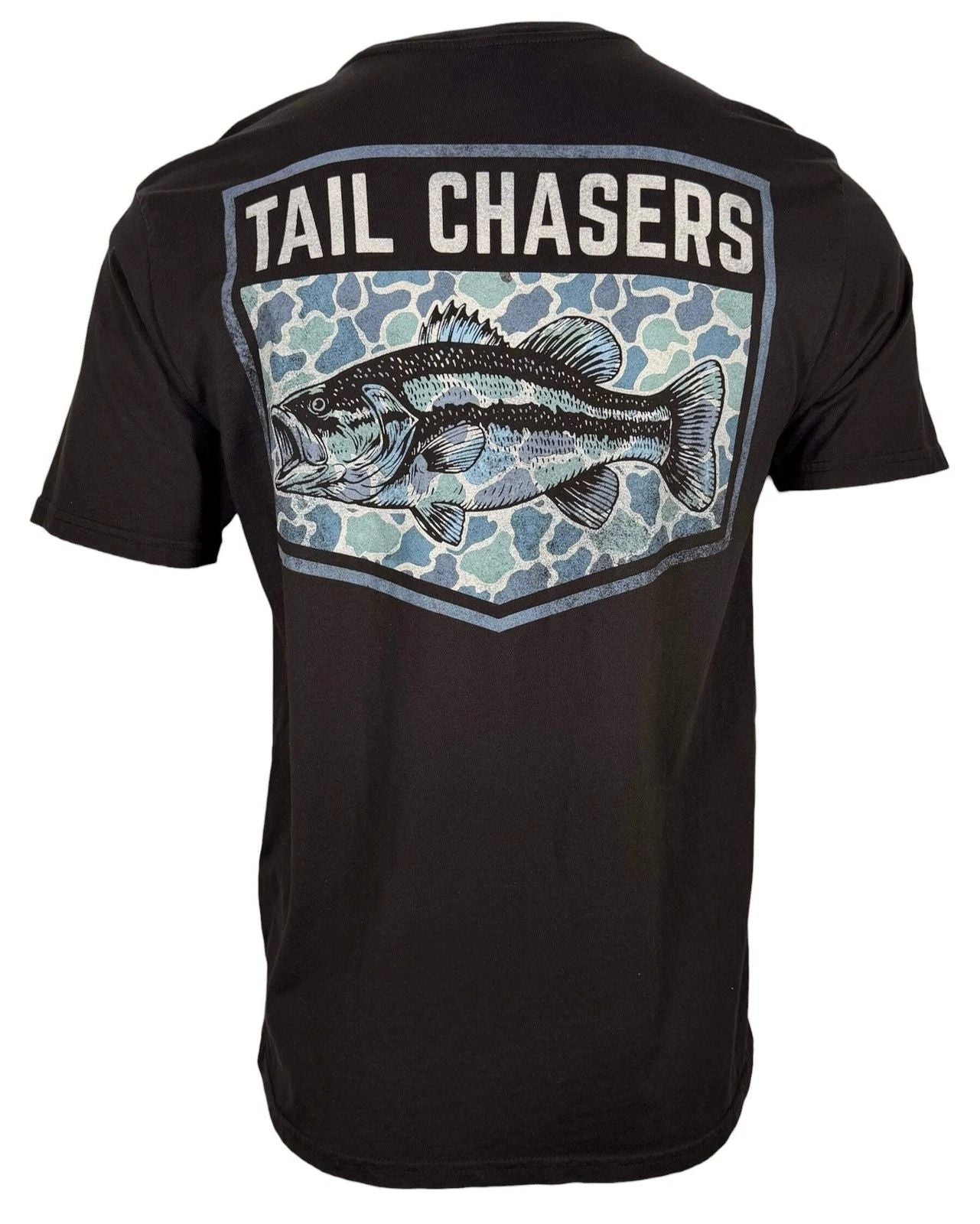 Tail Chasers Club Men’s T-shirt Bass Camo