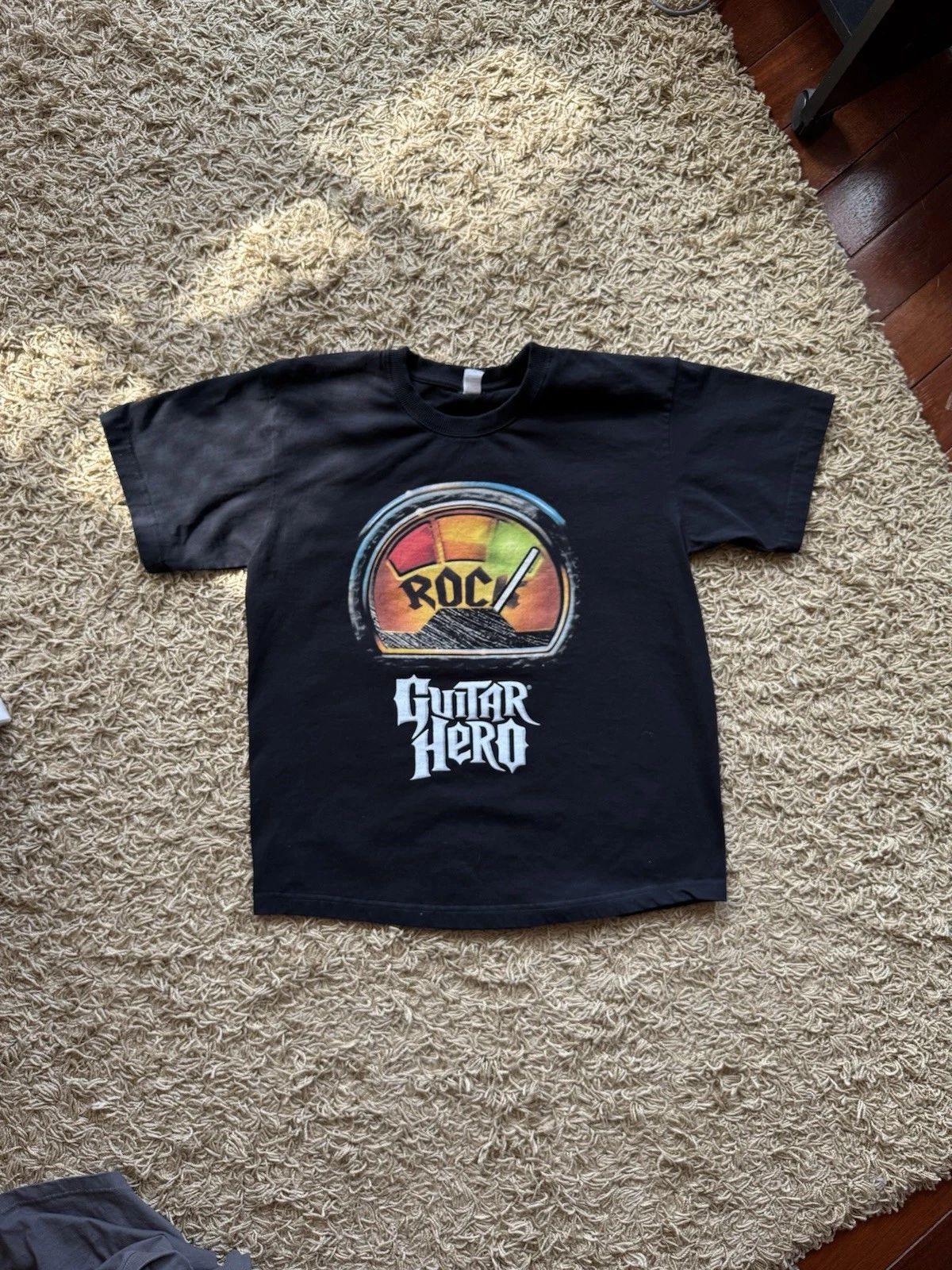 Vintage Y2K 2000s Guitar Hero “I Rock” Video Game Shirt, Size M (REPRINT)