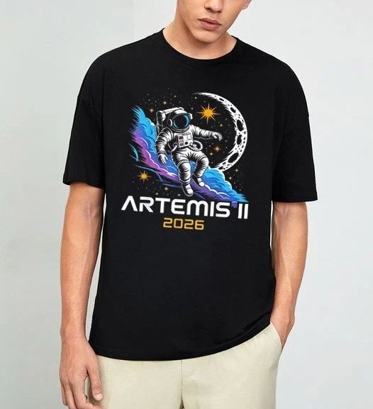 Artemis II Launch to The Moon Space Mission 2026 Astronaut T-Shirt