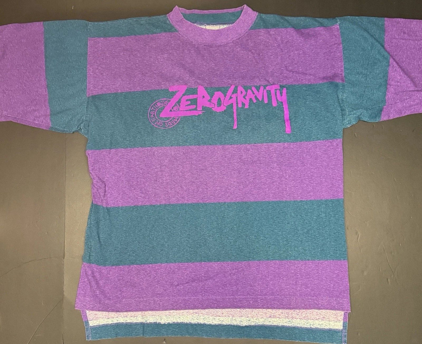 Vintage 90s - ZERO GRAVITY Tshirt - XL - Single Stich - Skate / Surf Lifestyle