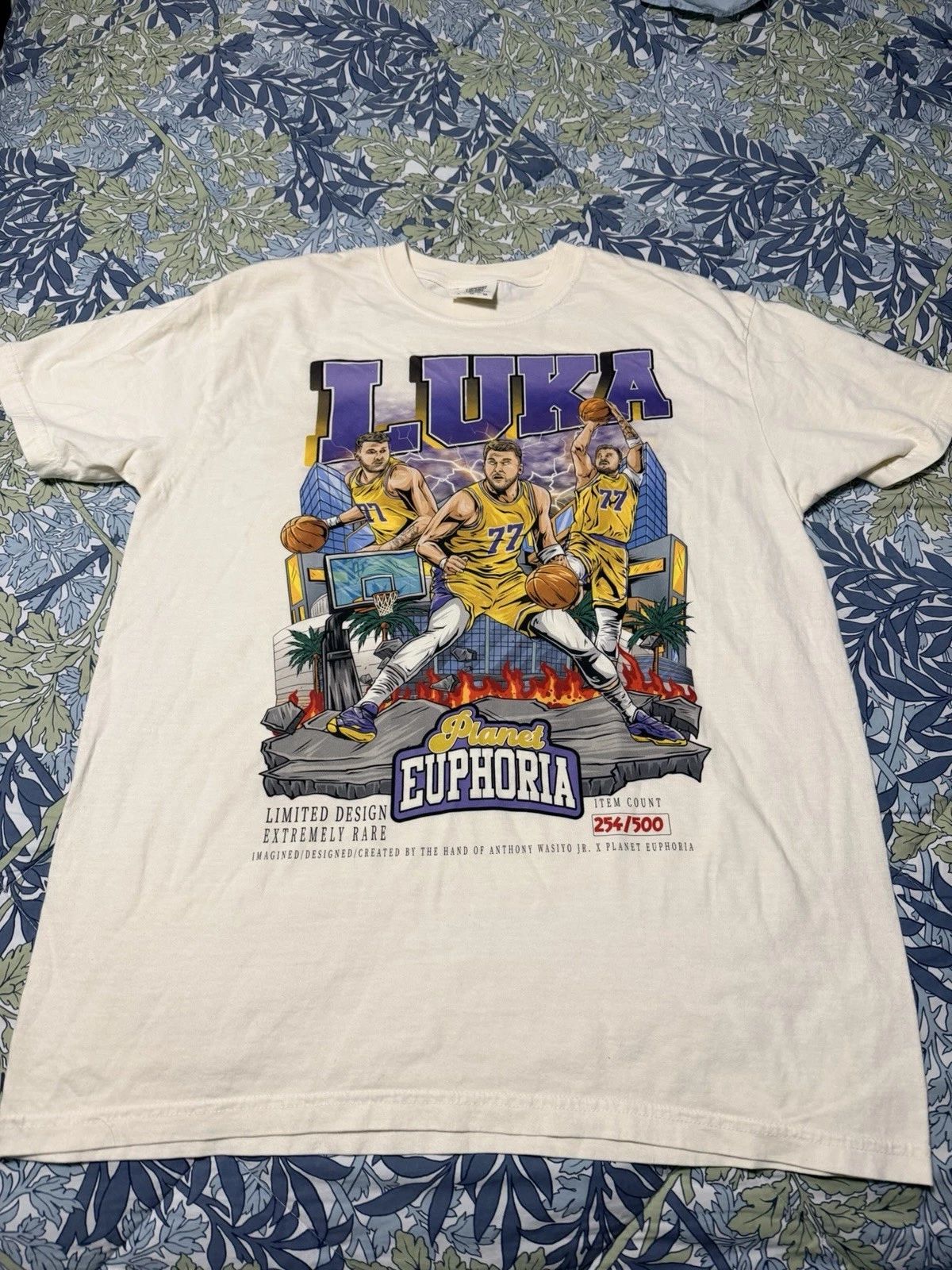 Luka Shirt Cartoon Basketball Tee LA Street Style 254/500 Planet Euphoria Large