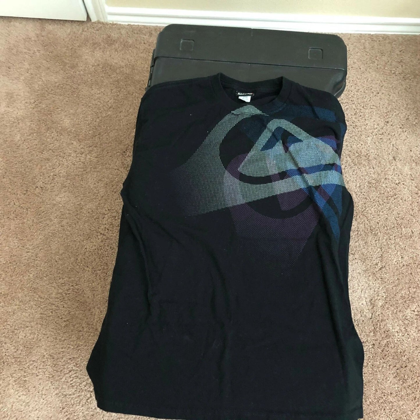 Quiksilver Mens T Shirt Short Sleeve Boarding Co. Surf Skate BlackSize Medium