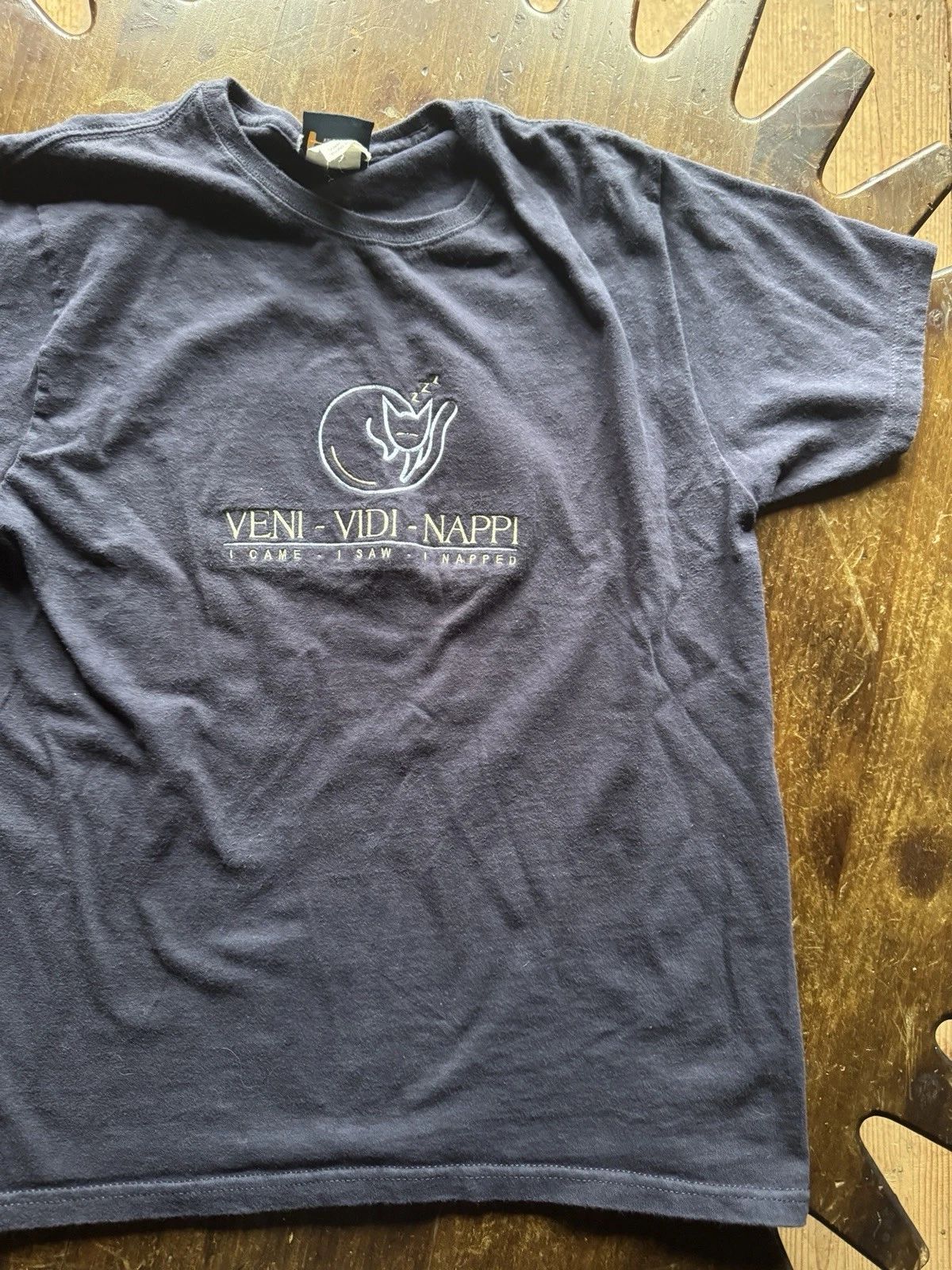 VTG Cat Lovers Napping Dark Blue Shirt SZ L CAT MOM T-SHIRT
