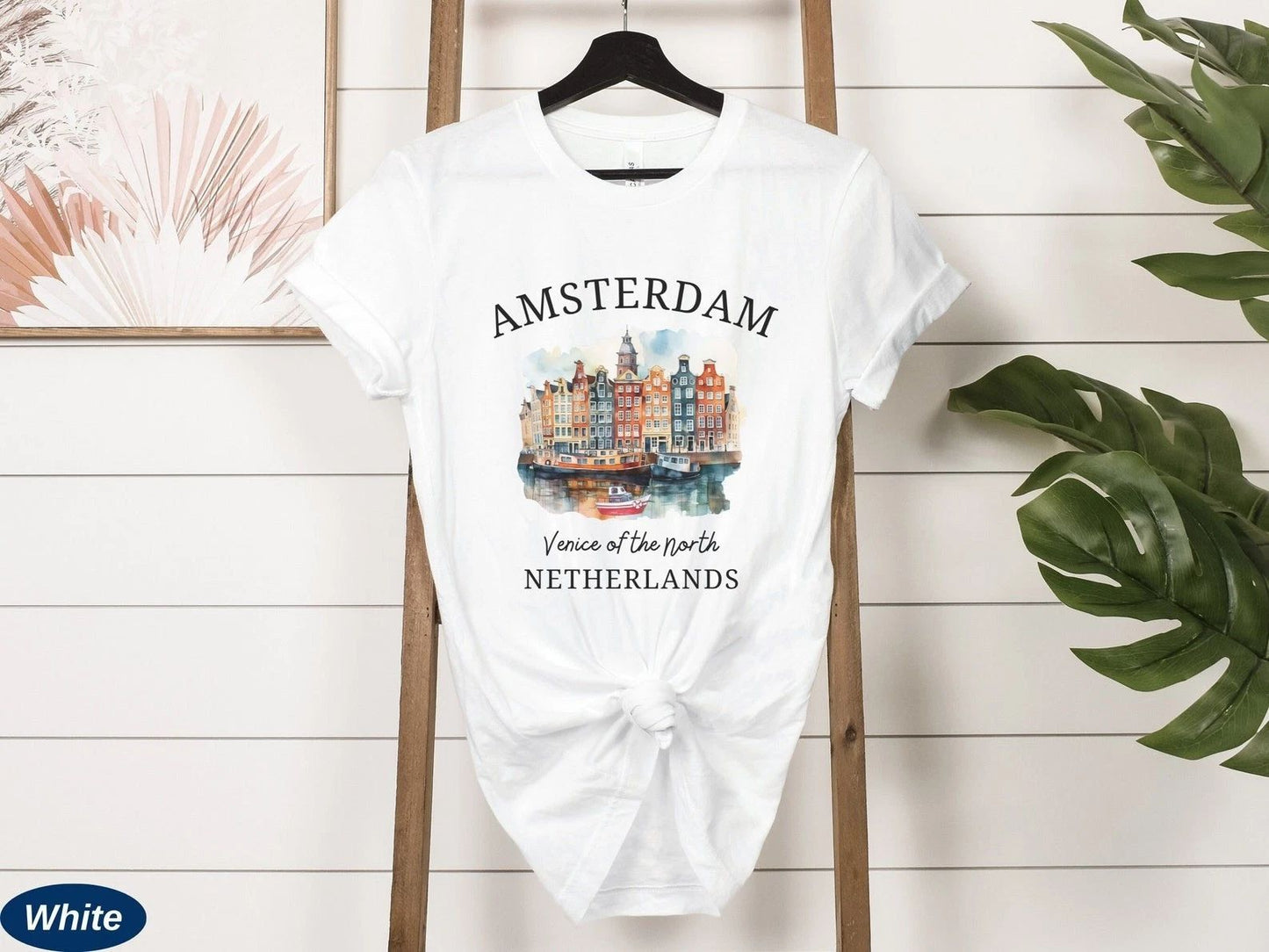 Amsterdam T-Shirt Travel Gift for Netherlands Trip Lovers Souvenir Tee