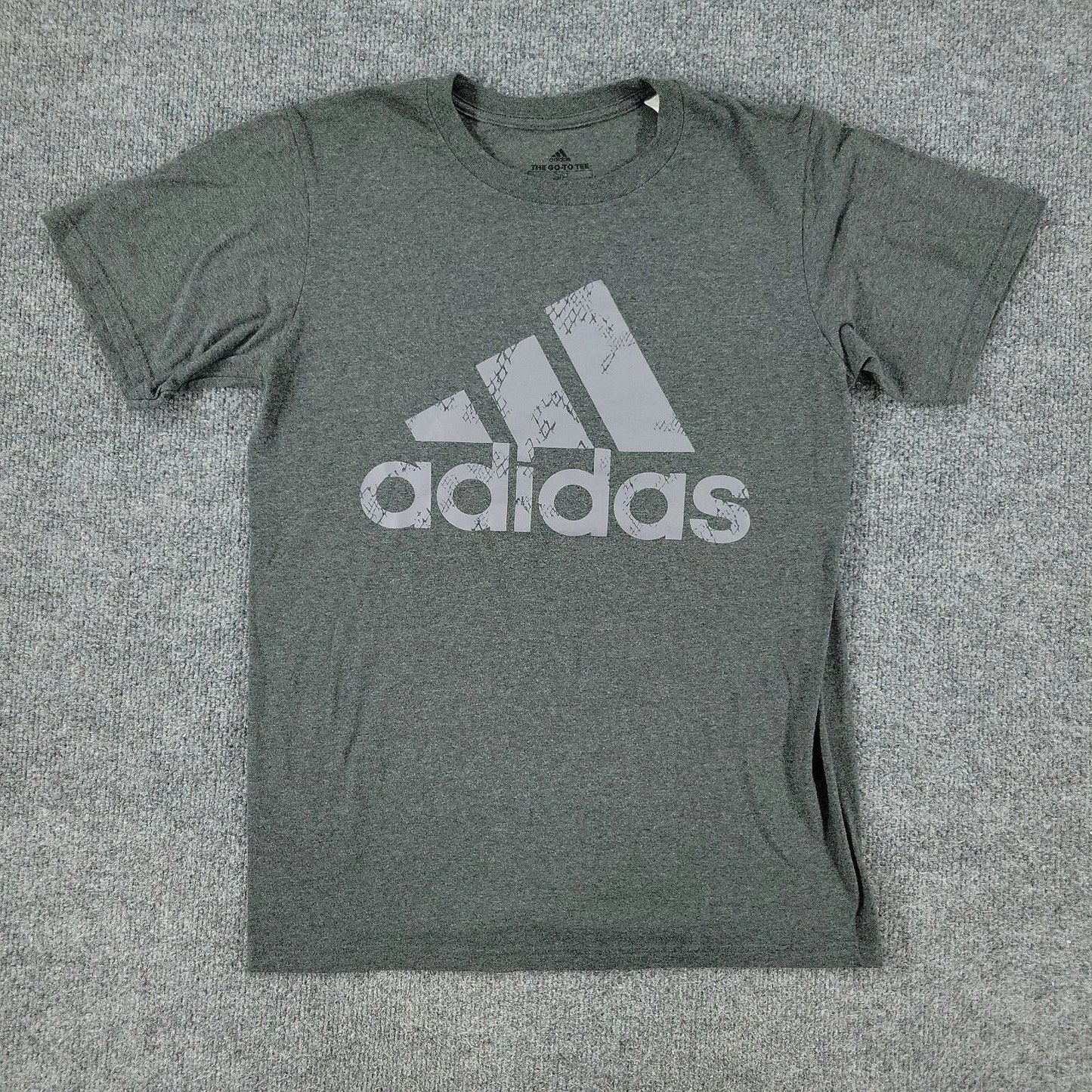 Adidas Shirt Men Small Gray Logo Go-To Tee Graphic Crew Neck Short Sleeve Adult