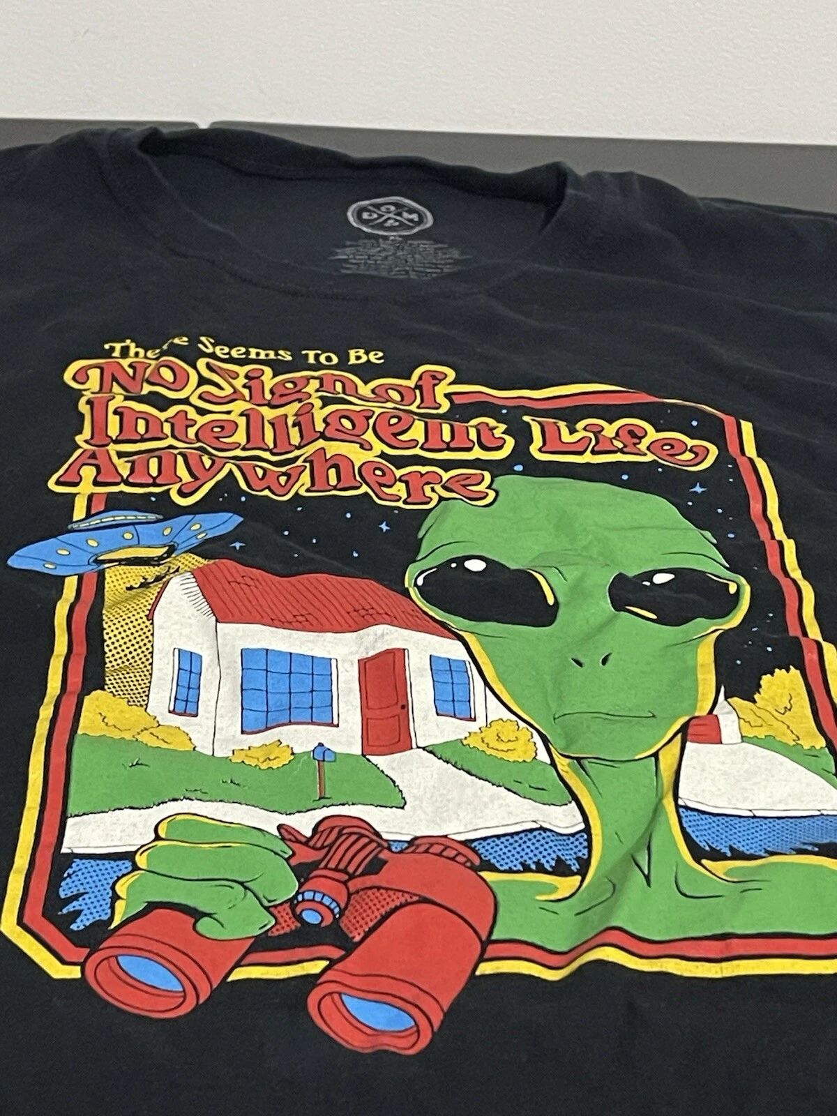Alien T Shirt Mens XL Black There Seems To Be No Intelligent Life Anywhere DOM