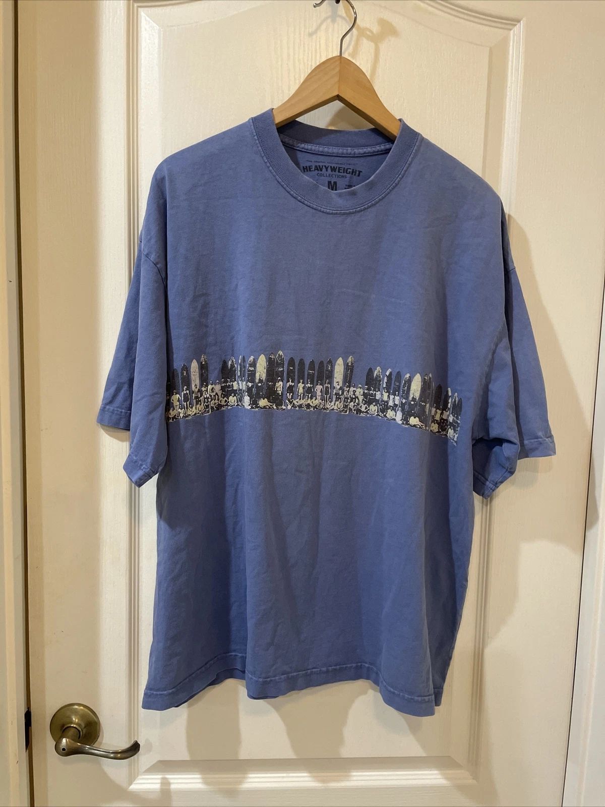 Heavy Weight Collections RN 102606 Size Medium Blue Surfers