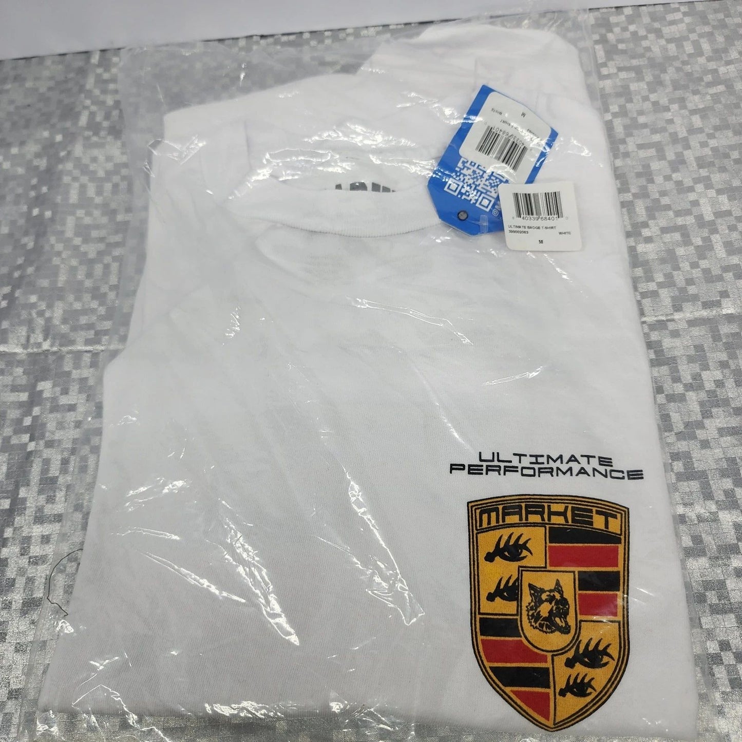 NWT MARKET T Shirt Ultimate Badge Porsche Style Tee White Medium Chinatown