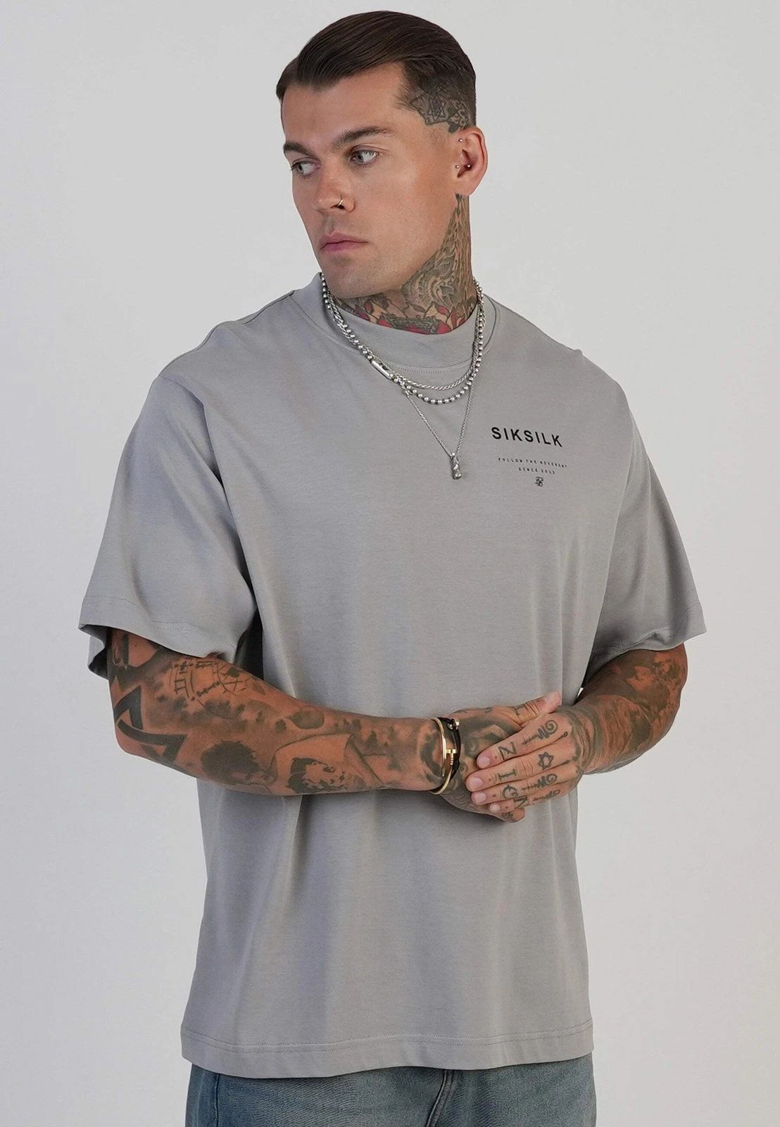SikSilk Men's Short Sleeved Oversized Fit Crew Neck Graphic T-Shirt Tee Grey