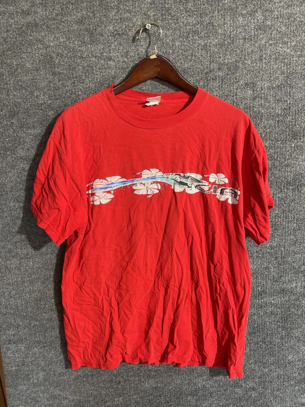 California Imprinted Apparel Shirt Mens Medium Red Surfboard Graphic Tee Beach