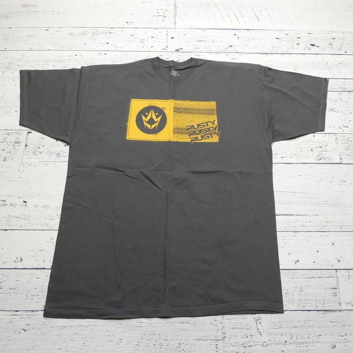Rusty Shirt Mens 3XL Gray Yellow Graphic Crown Logo Skate Surf Streetwear