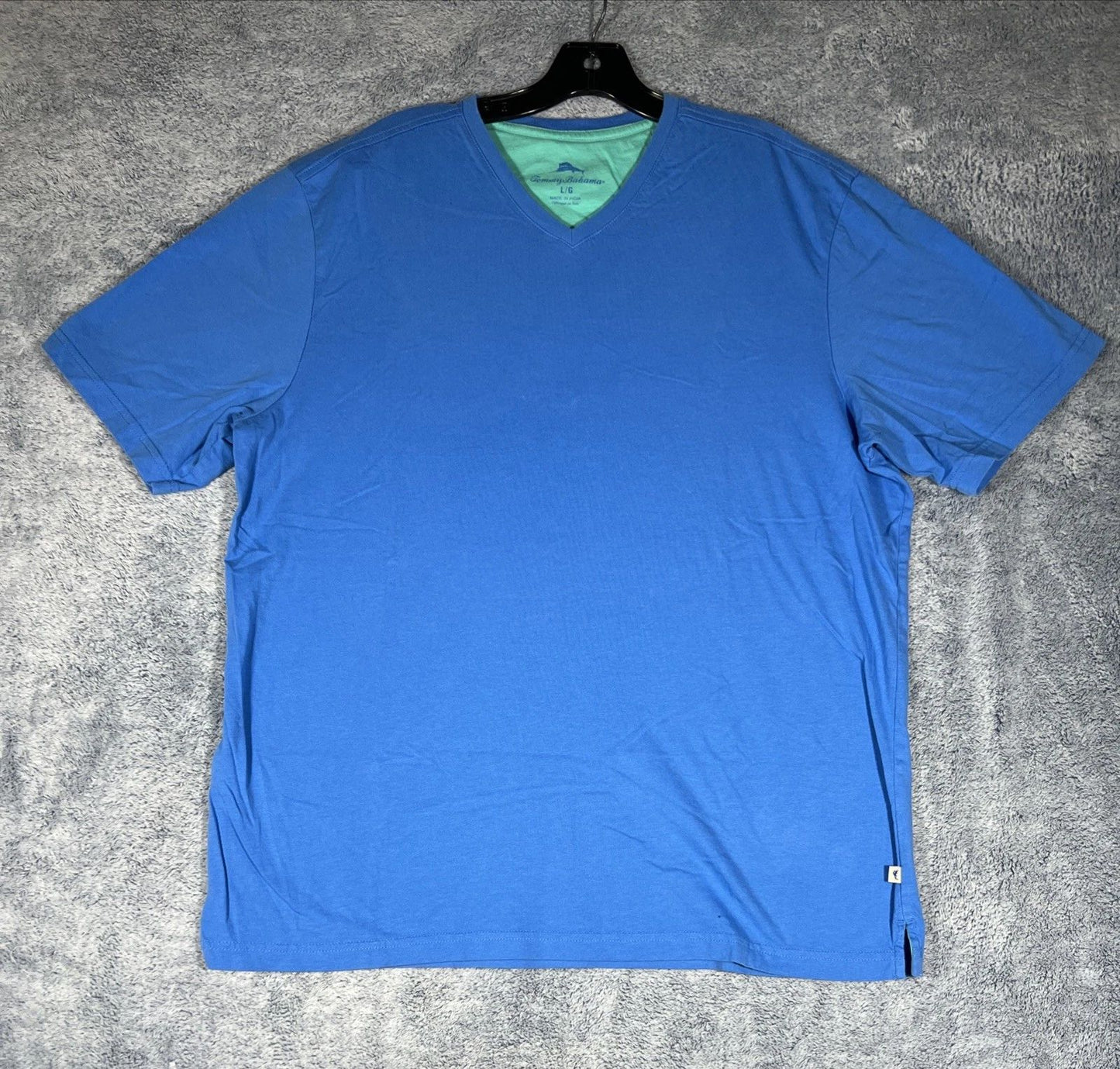 Tommy Bahama Short Sleeve V-Neck T-Shirt Men's Large Blue Casual Classic
