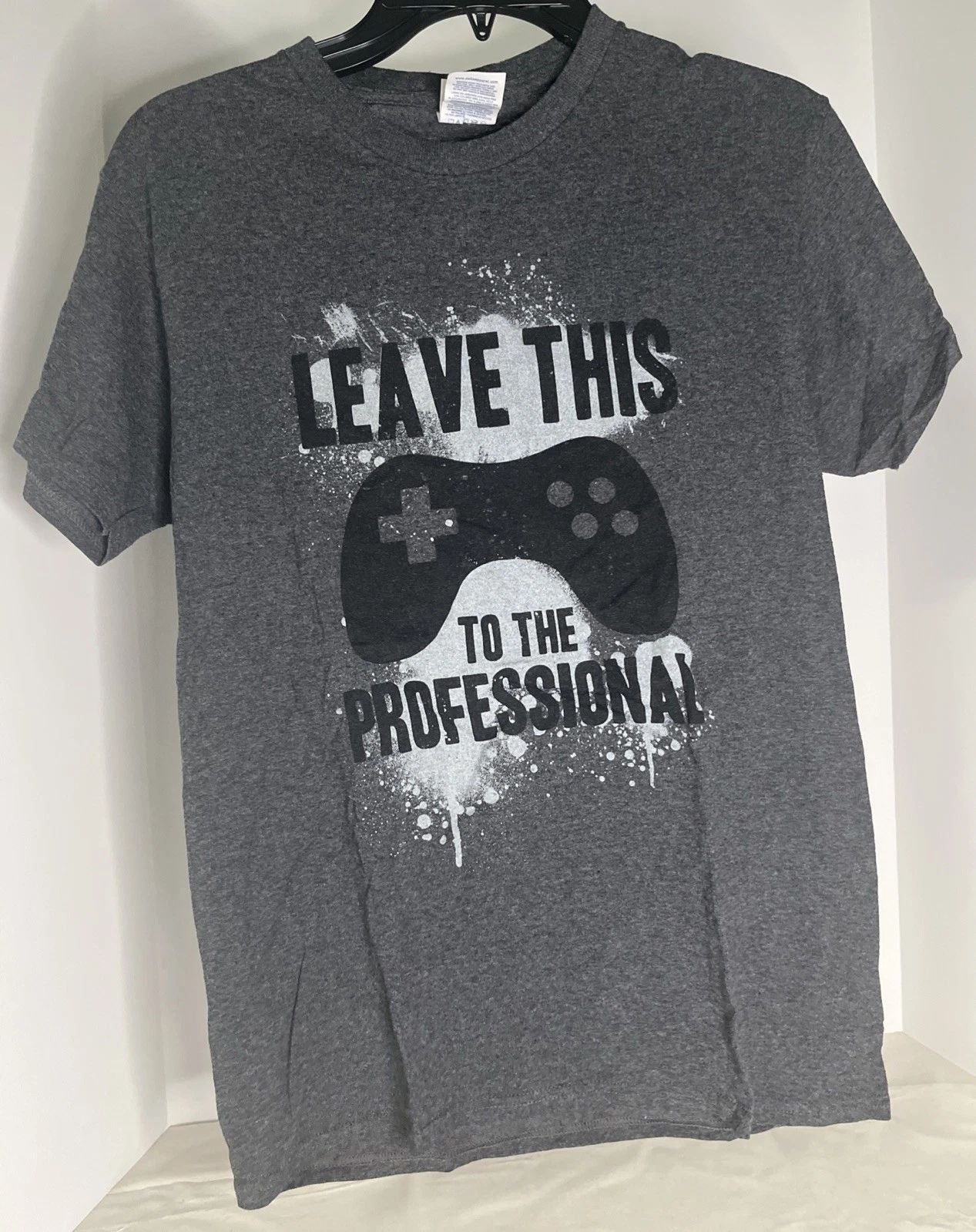 Leave This To The Professional Shirt Mens Small Gray Gamer Xbox PlayStation