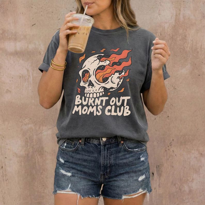 Moms Club Gothic Aesthetic Comfort T-Shirt