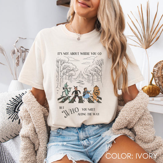 Wizard Oz Vintage Character Comfort Colors Dorothy Toto Lion Tinman Tee Friendship Bookish Frank Baum Nostalgic (1)