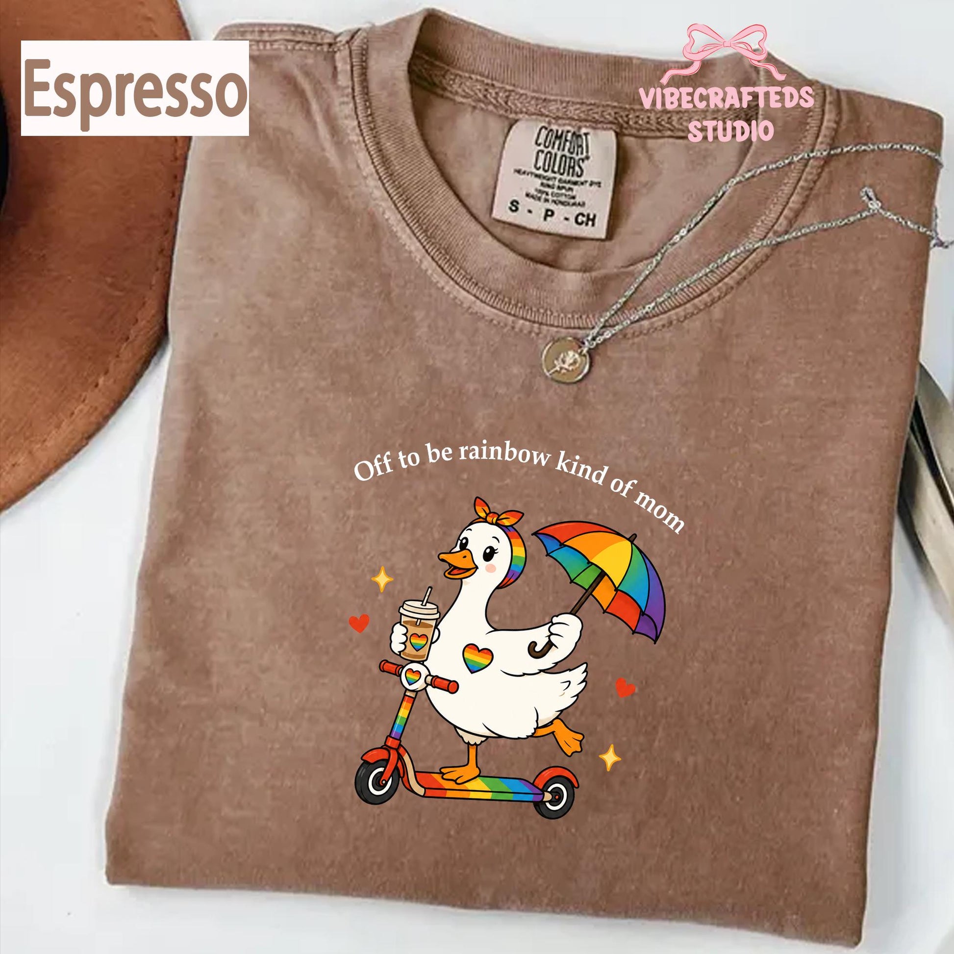 Off Rainbow Kind Mom Comfort Colors Lgbt Goose Mom Tee Rainbow Duck Pride Mom Retro Queer Mom (4)