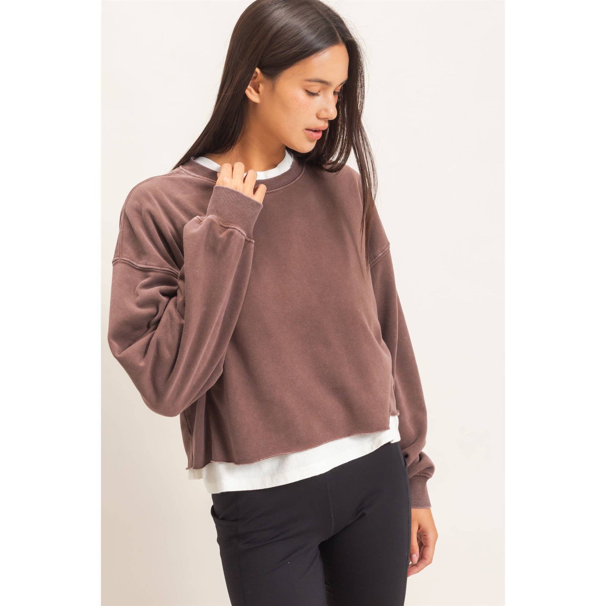 Mineral Wash Raw Hem Cropped Sweatshirt