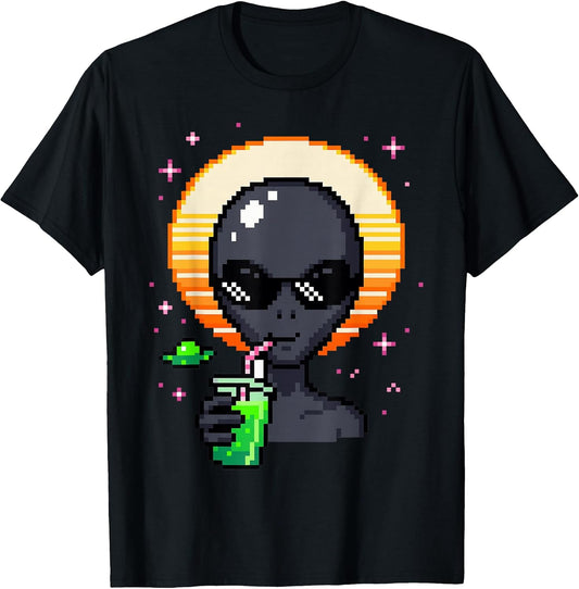 Retro Alien Pixel Art Space Drink Synthwave Sunset Nerd UFO T-Shirt