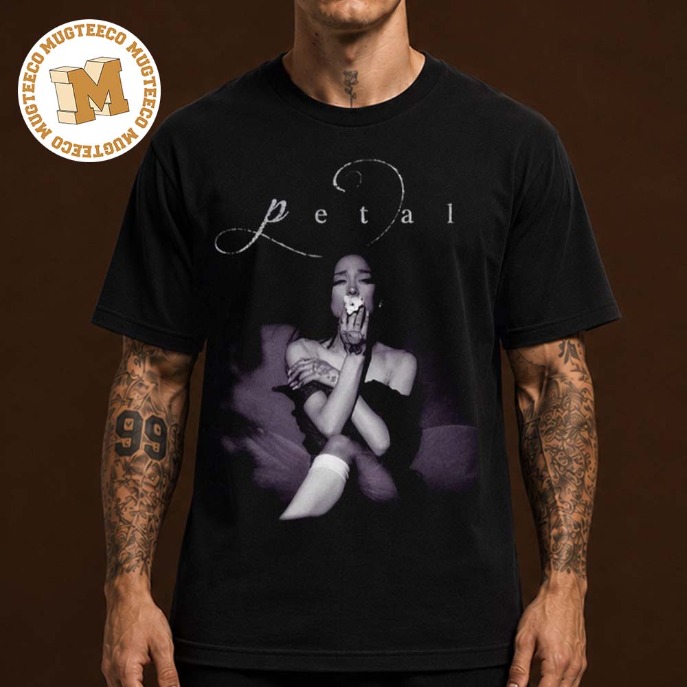 Ariana Grande Petal Script Unisex T Shirt
