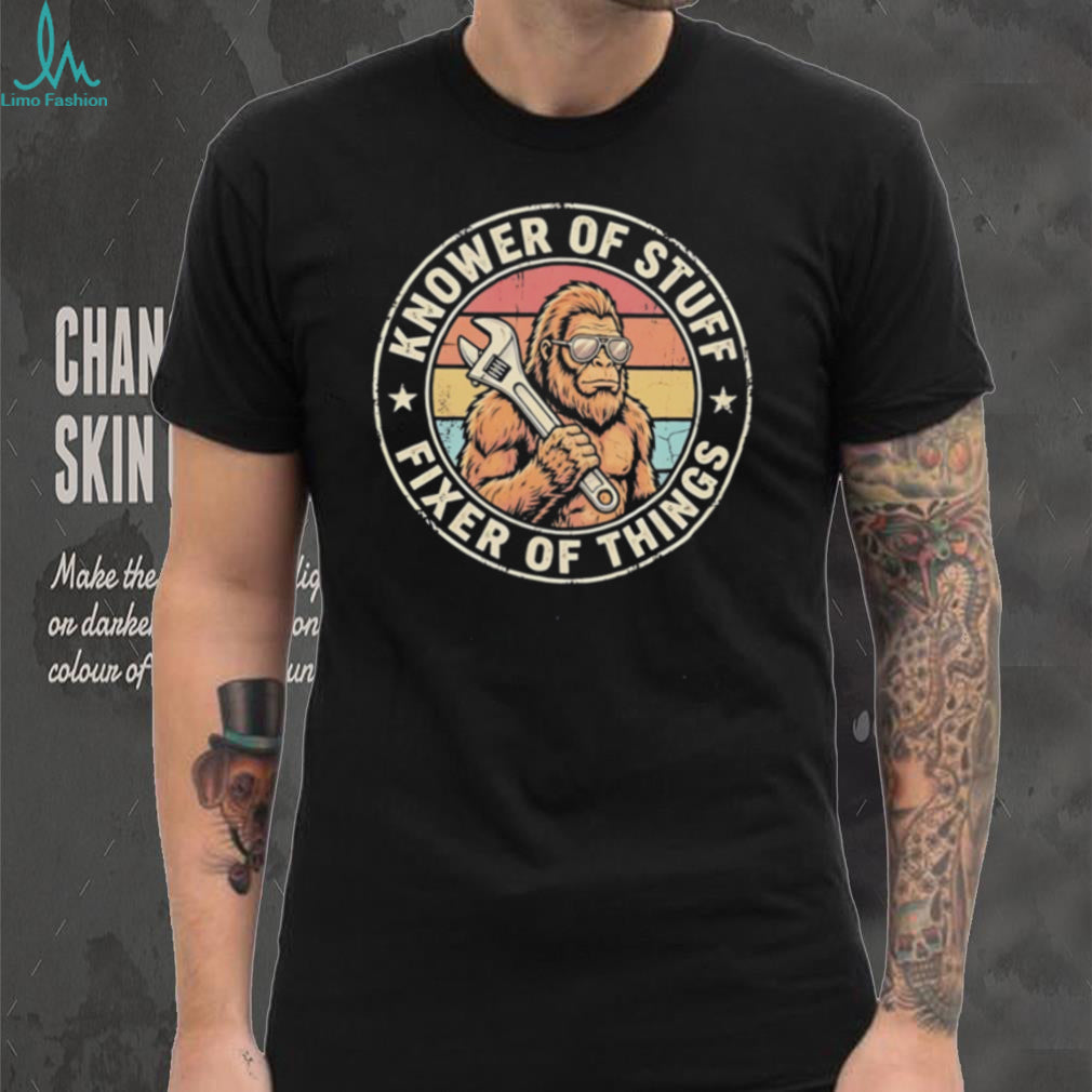 Bigfoot knower of stuff fixer of things vintage shirt