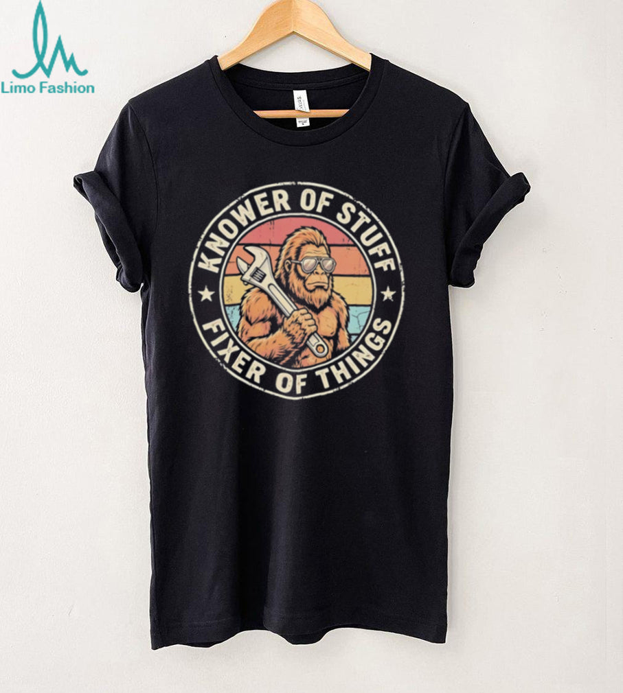 Bigfoot knower of stuff fixer of things vintage shirt