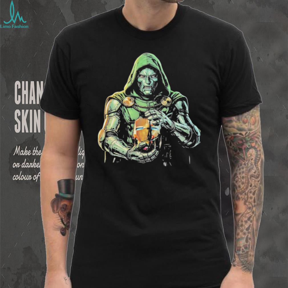 Doctor Doom Marvel holding Iron Man broken mask illustrated shirt