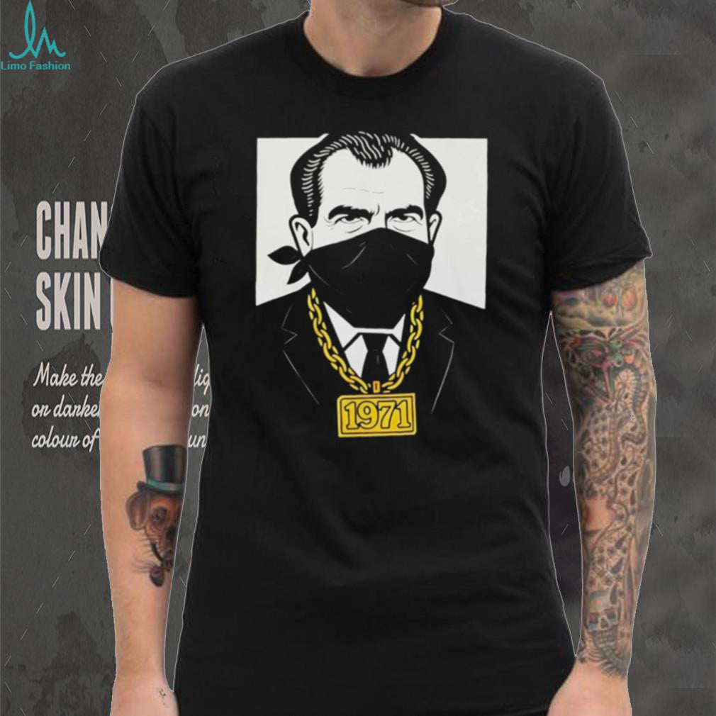 Richard Nixon 1971 Bandana Gold Chain Bootleg Shirt