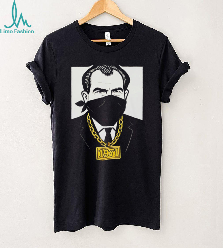 Richard Nixon 1971 Bandana Gold Chain Bootleg Shirt