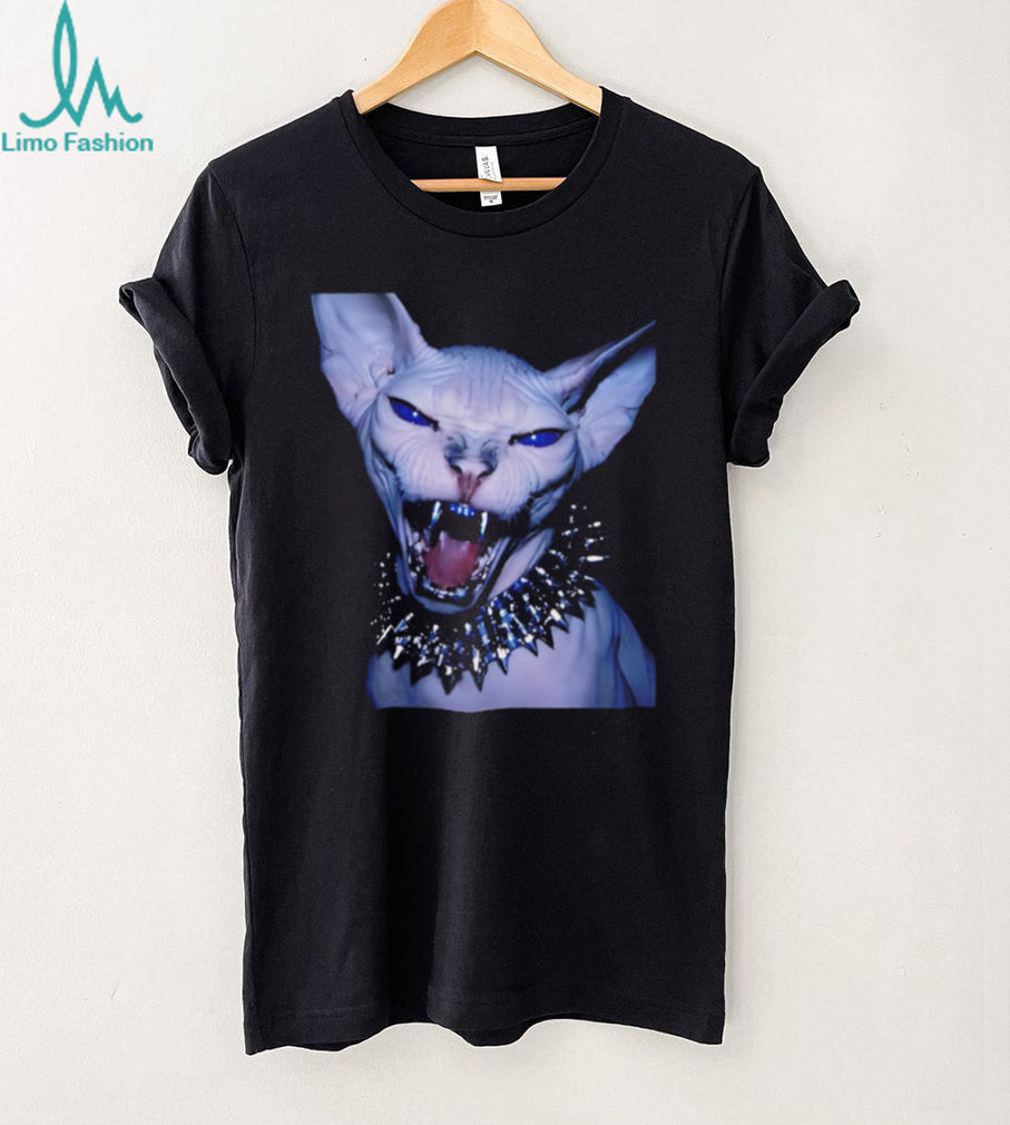 Sphynx cat spiky collar no soul shirt
