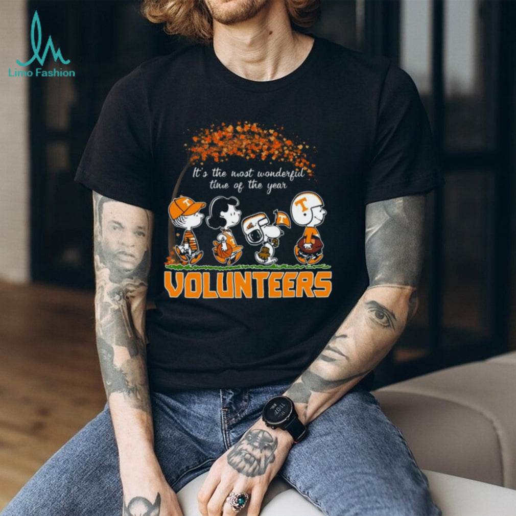 Tennessee Volunteers Peanuts Football Fall Time Coffee Shirt