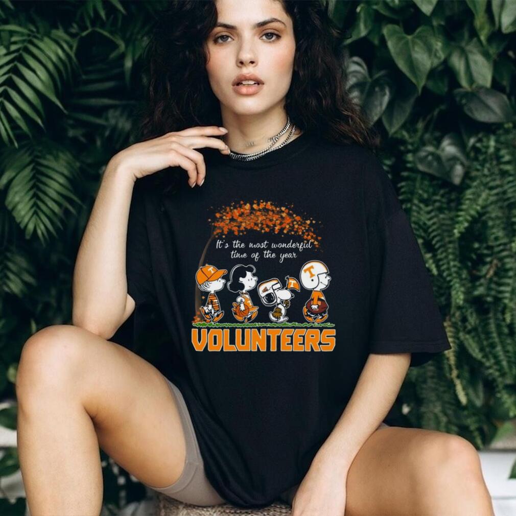 Tennessee Volunteers Peanuts Football Fall Time Coffee Shirt