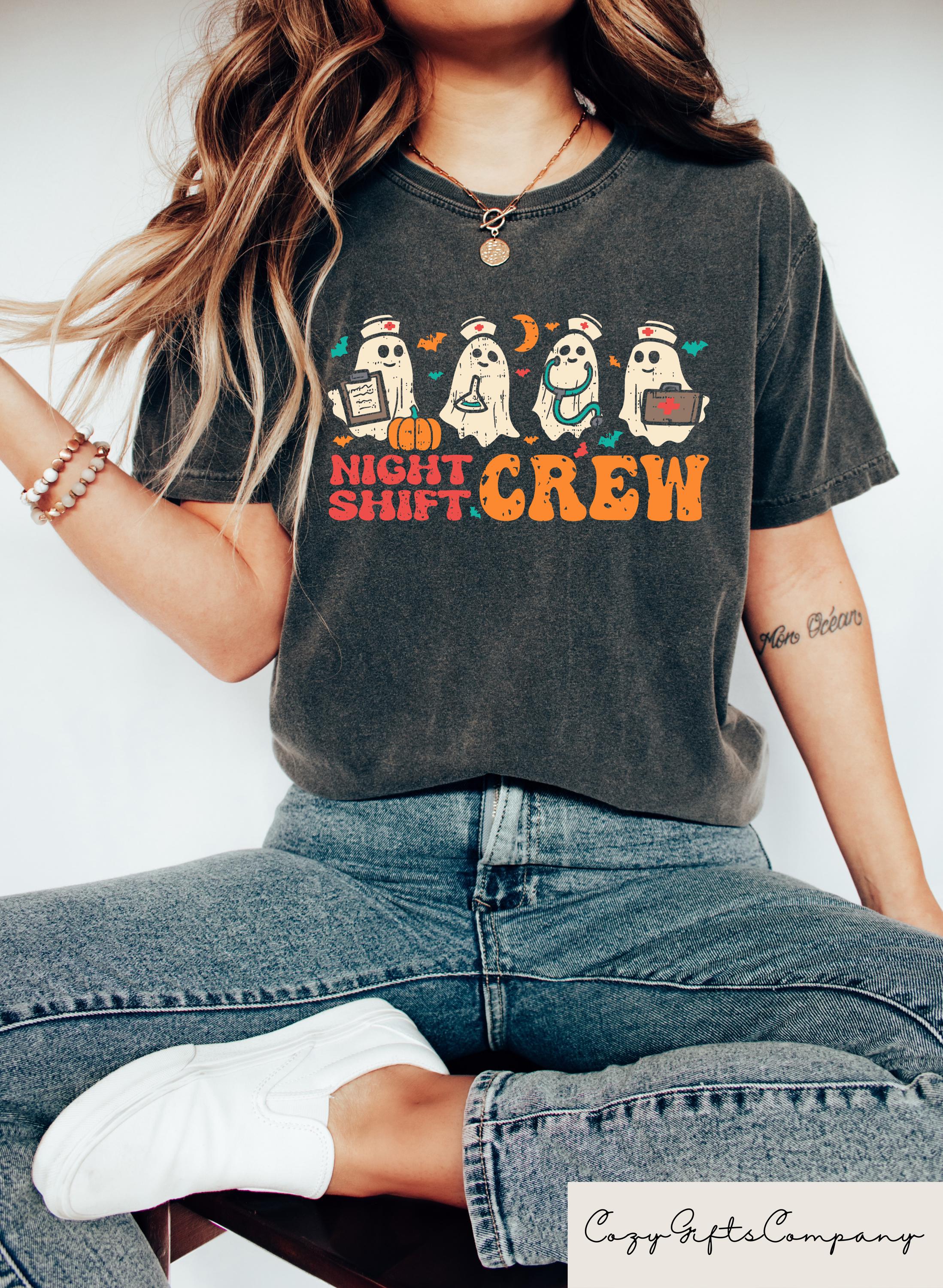 Night Shift Crew Halloween Nurse Retro Spooky Nurse Registered Nurse Halloween Nursing School (3)
