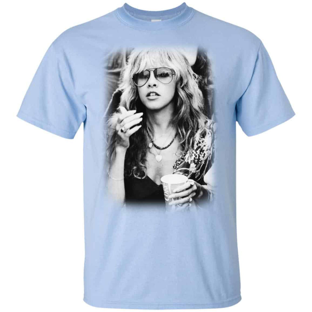 Stevie Nicks Smoking Young Vintage Fleet Mac T-Shirts, Hoodie, Tank