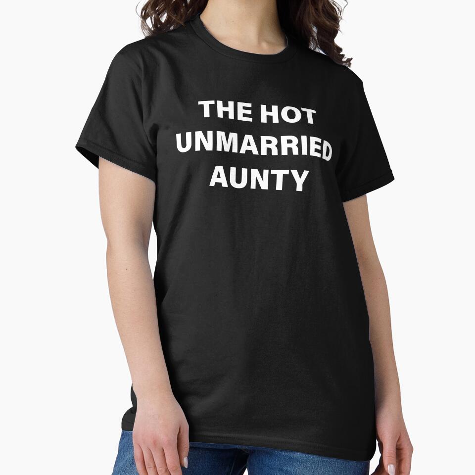 The Hot Unmarried Aunty by ModdiesColors