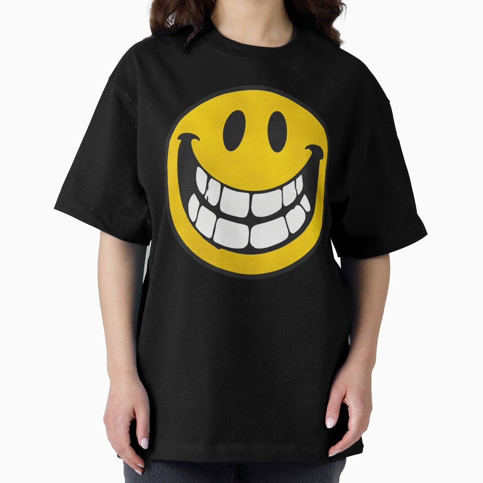 Smiley11 by giggletshirts