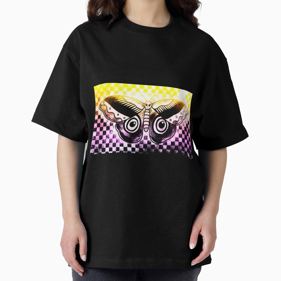 skull butterfly grunge T-Shir by CristalleLisa