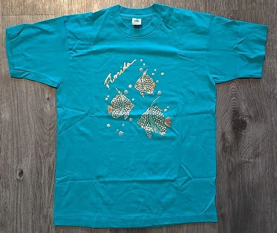 Vintage 90s American Made T-Shirt Size L Florida Fish Tropical Metallic Beach