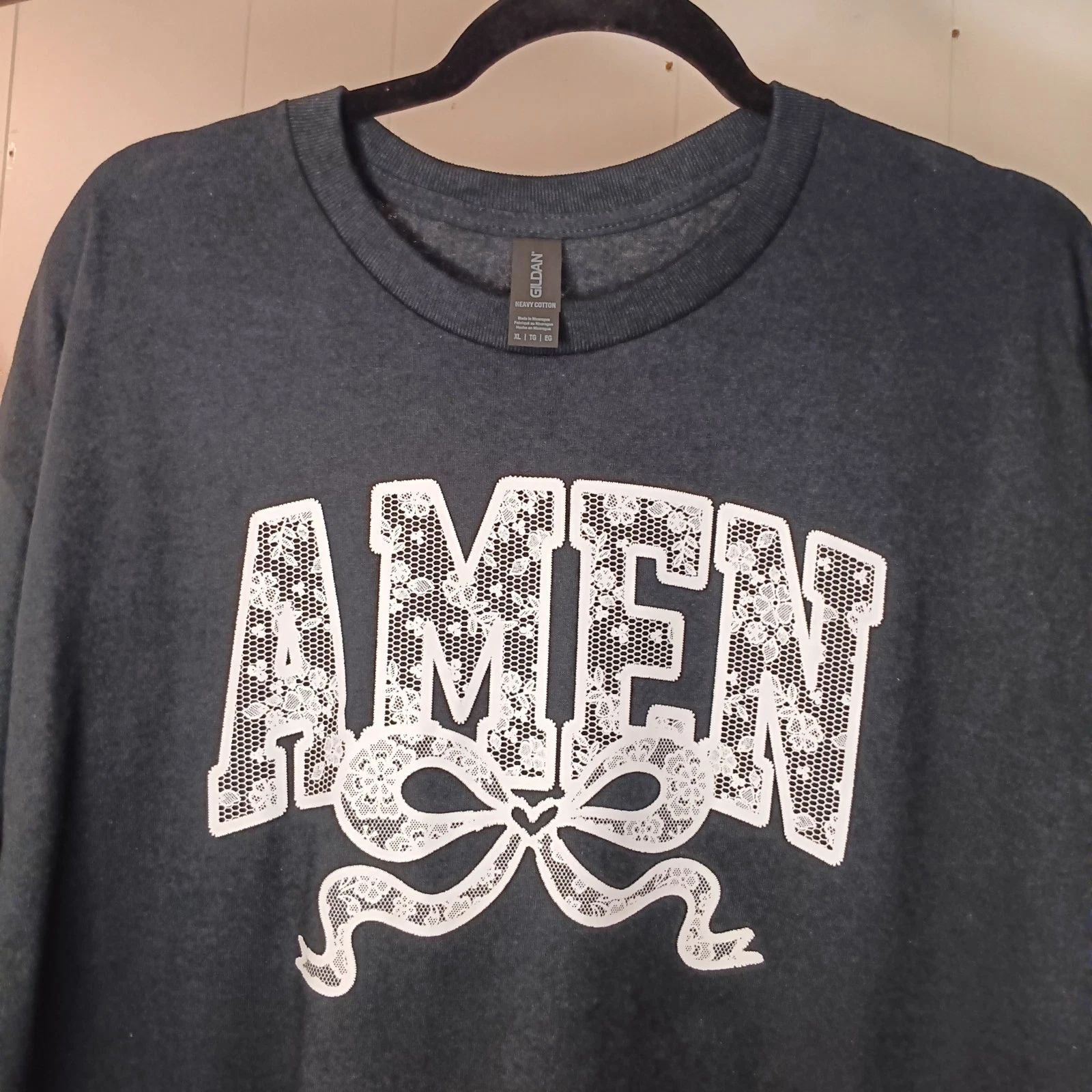 Black “AMEN” Lace Letters Shirt – Christian Aesthetic Tee – Size XL – Gildan