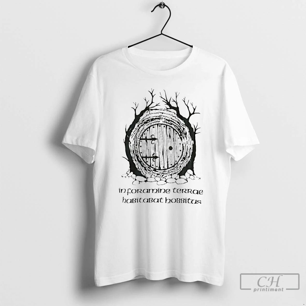 Classic Inforamine Terrae Habitabat Hobbitus T Shirts