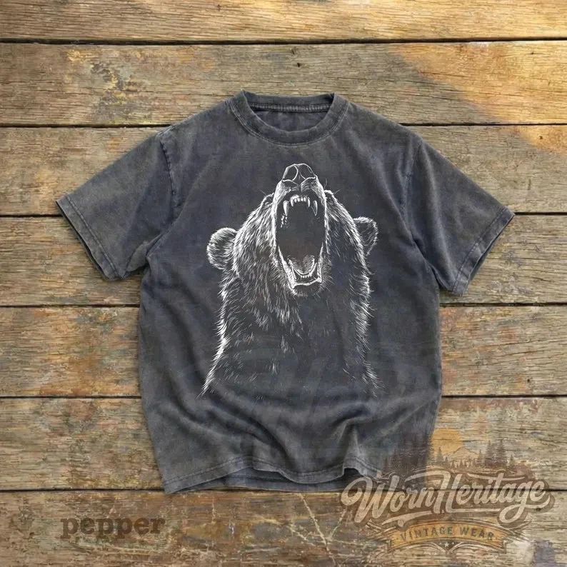 Retro Aesthetic Bear Animal Wildlife Comfort Tee