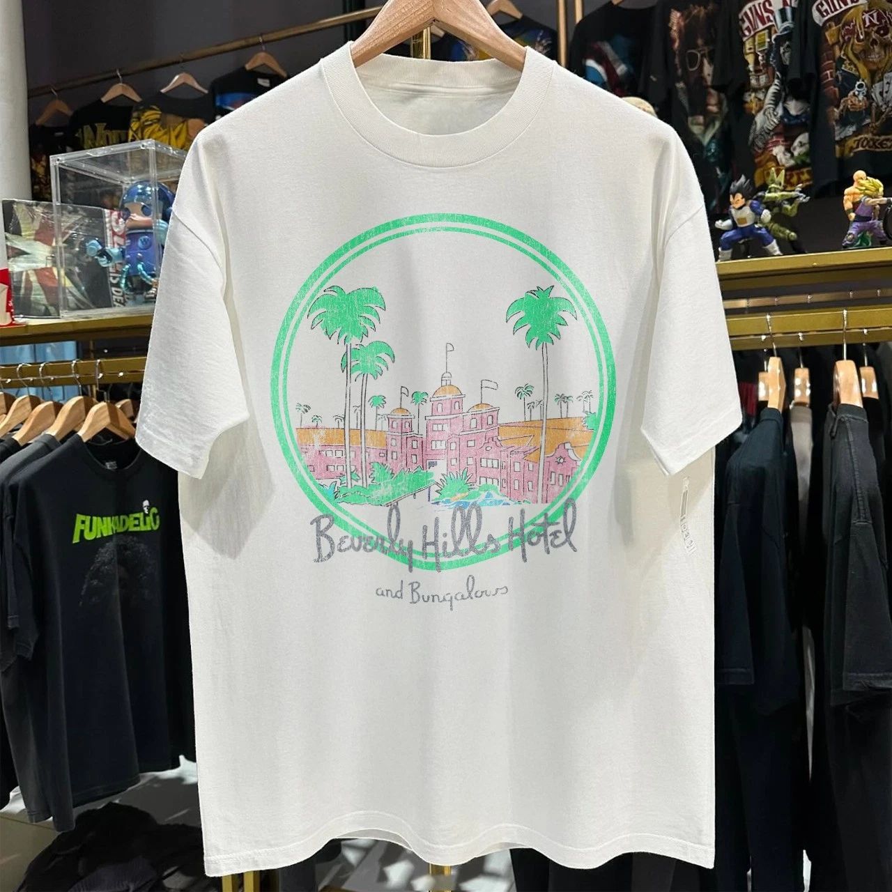 90s Beverly Hills Hotel & Bungalows Aged T-Shirt White L